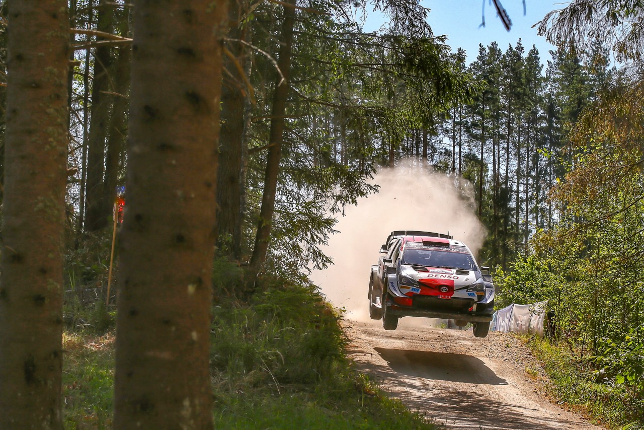 Kalle Rovanperä je na reliju po Estoniji postal najmlajši zmagovalec serije FIA WRC
