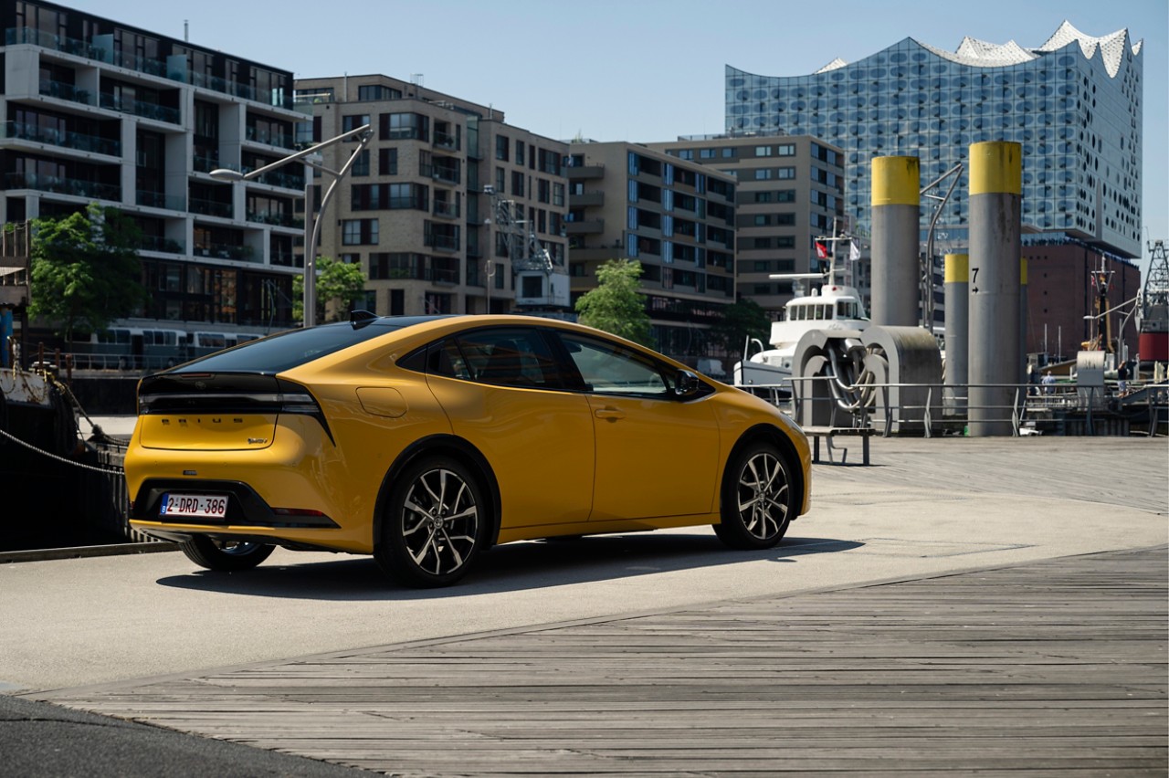 prius plug-in