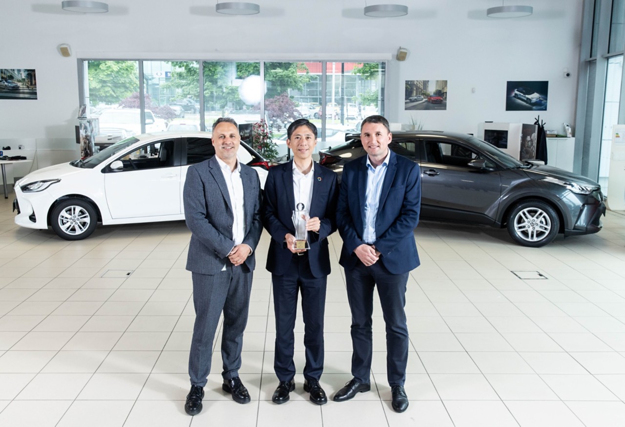 Toyota_064_2305_VID