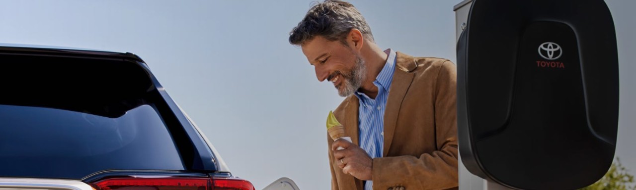 PHEV_SLICE_1600x480_3-1