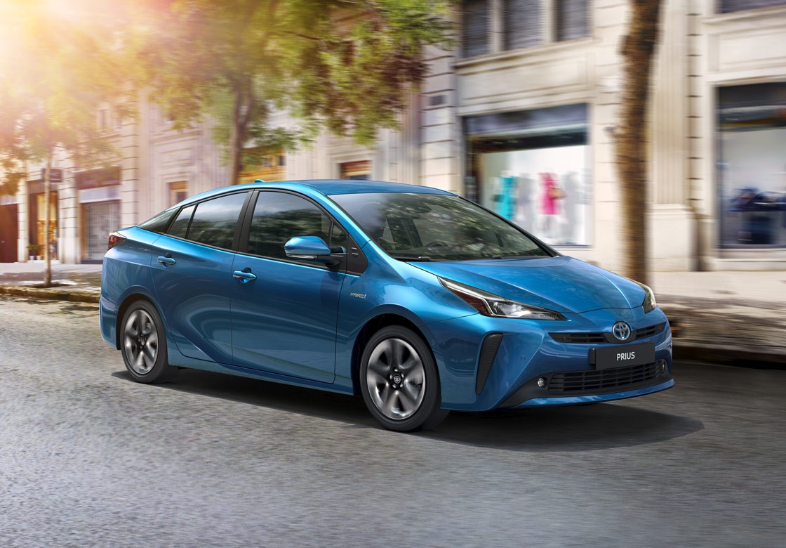 toyota-prius-2019-safety-tss