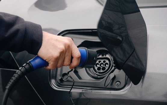 PHEV_SLICE_555x350_3
